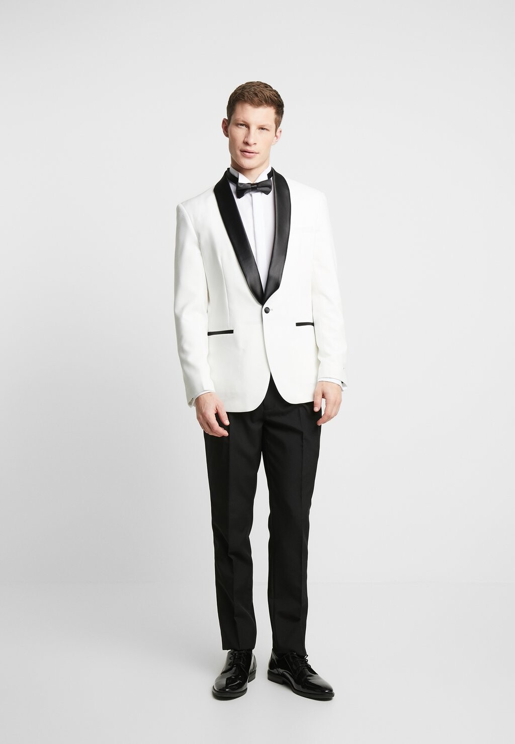 

Костюм PEARLY TUXEDO WITH BOW TIE OppoSuits, цвет white
