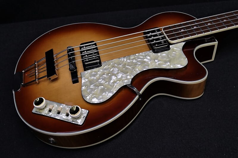 

Басс гитара Hofner HCT-500/2-SB Contemporary Club Bass Guitar Vintage Look Custom Conversion German Control plate, Tea Cups & LaBella Flats
