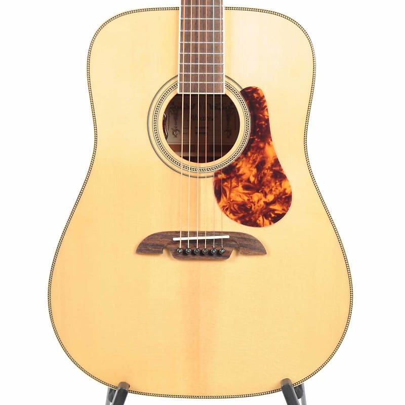 цена Акустическая гитара Alvarez Masterworks MD60EBG