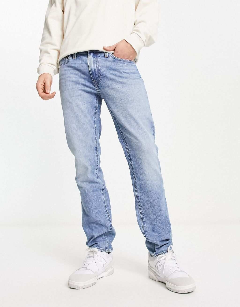 

Светло-синие джинсы узкого кроя Levi's 511