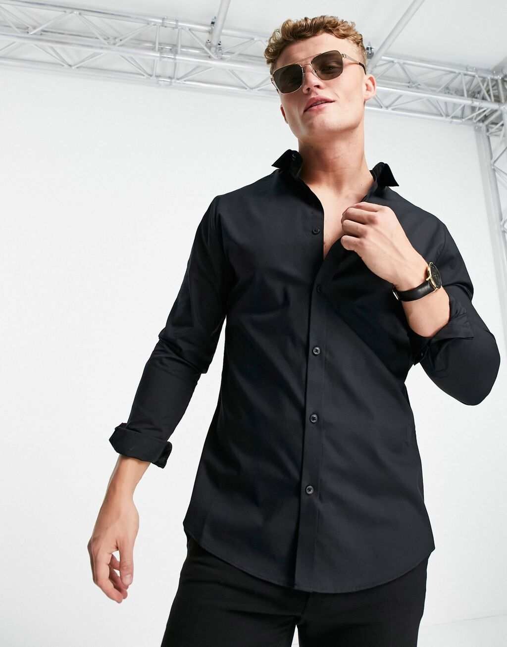 

Черная узкая рубашка из хлопка с длинными рукавами River Island