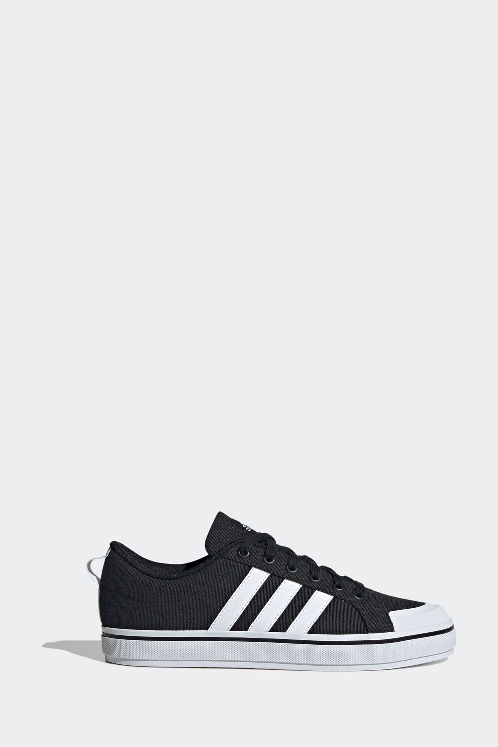 

Спортивная обувь Бравада 20 adidas, черный