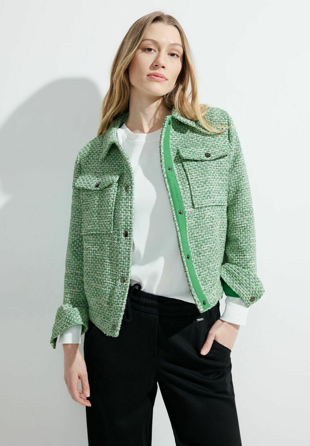 Легкая куртка Cecil, цвет grün