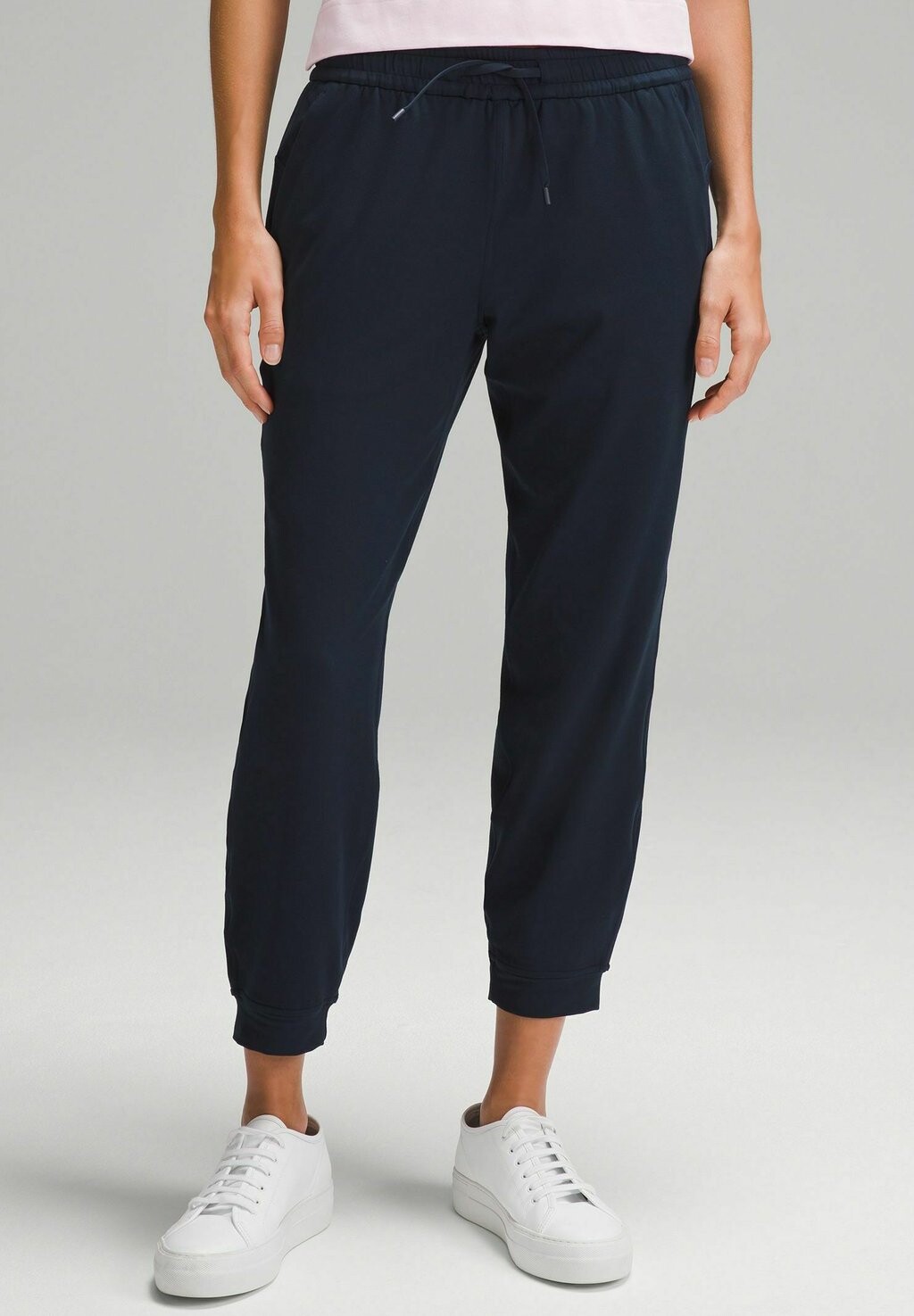 

Спортивные брюки Soft Jersey Classic-Fit Mid-Rise 7/8 lululemon, цвет true navy