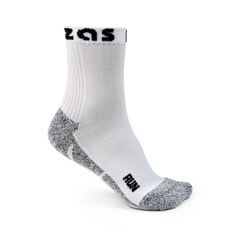 

Спортивные носки унисекс Izas BERCHT V3