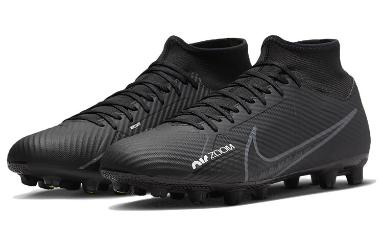 

Мужские футбольные бутсы Nike