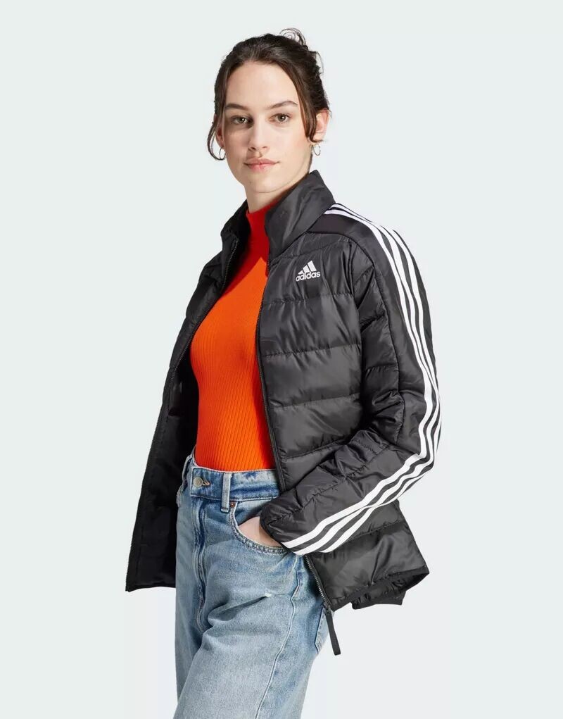 

Легкий пуховик adidas Essentials с тремя полосками adidas performance