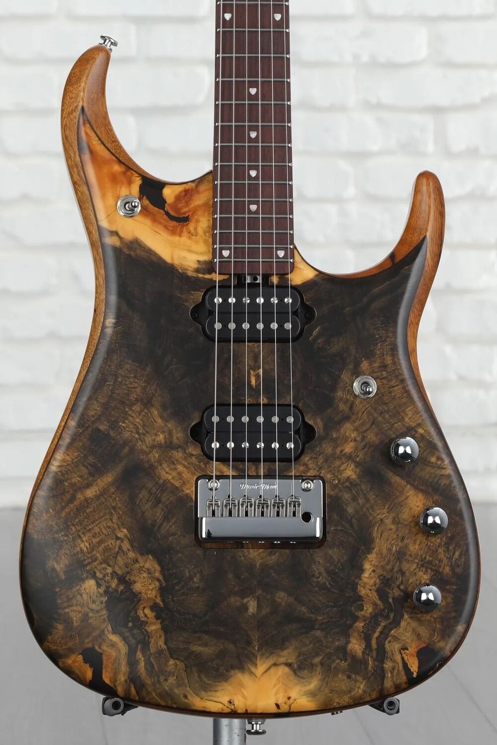 

Электрогитара Ernie Ball Music Man BFR JP15 - Butterscotch Burl