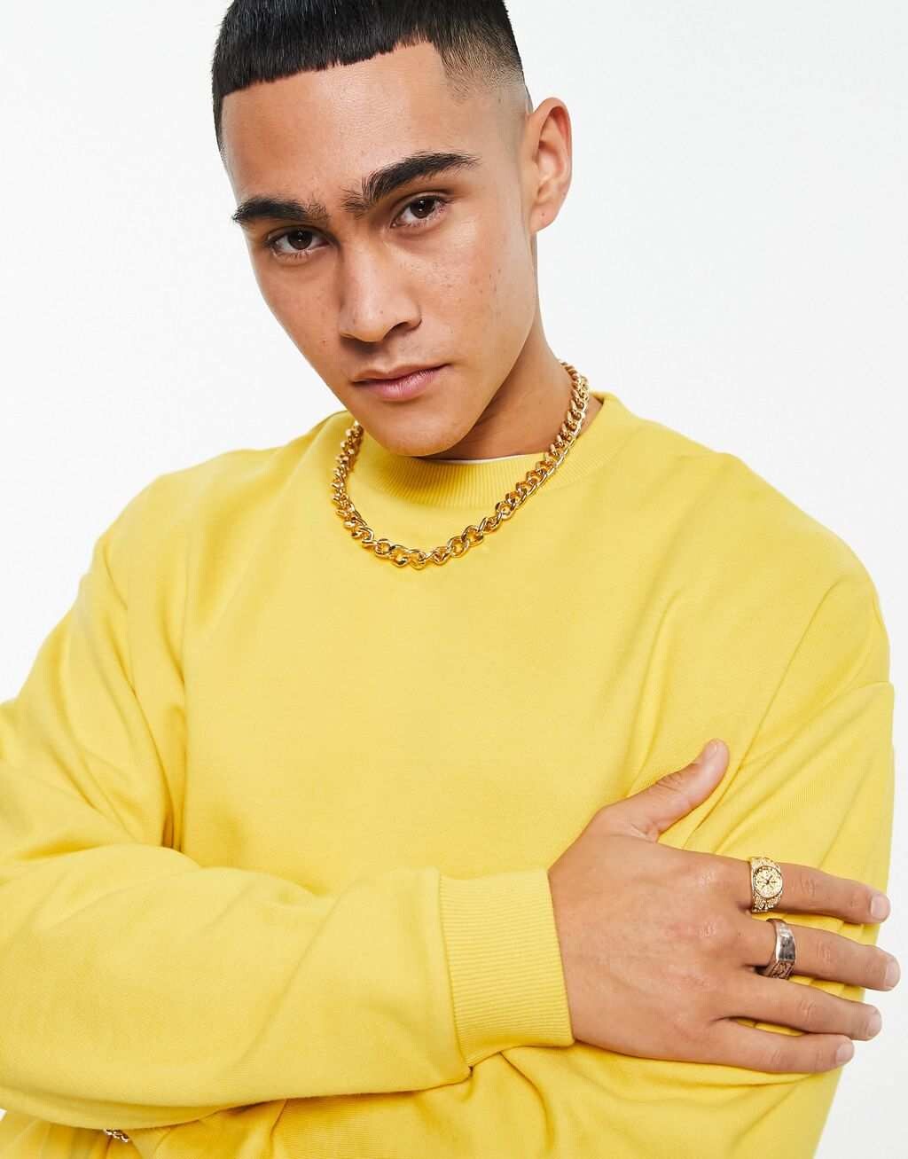 

Желтый свободный свитшот ASOS DESIGN