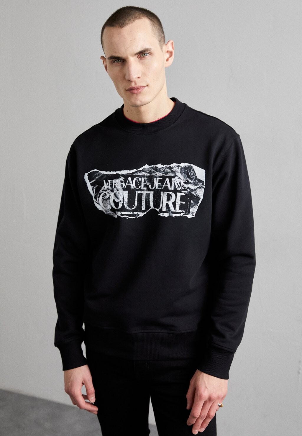 

Толстовка Logo Magazine Versace Jeans Couture, черный