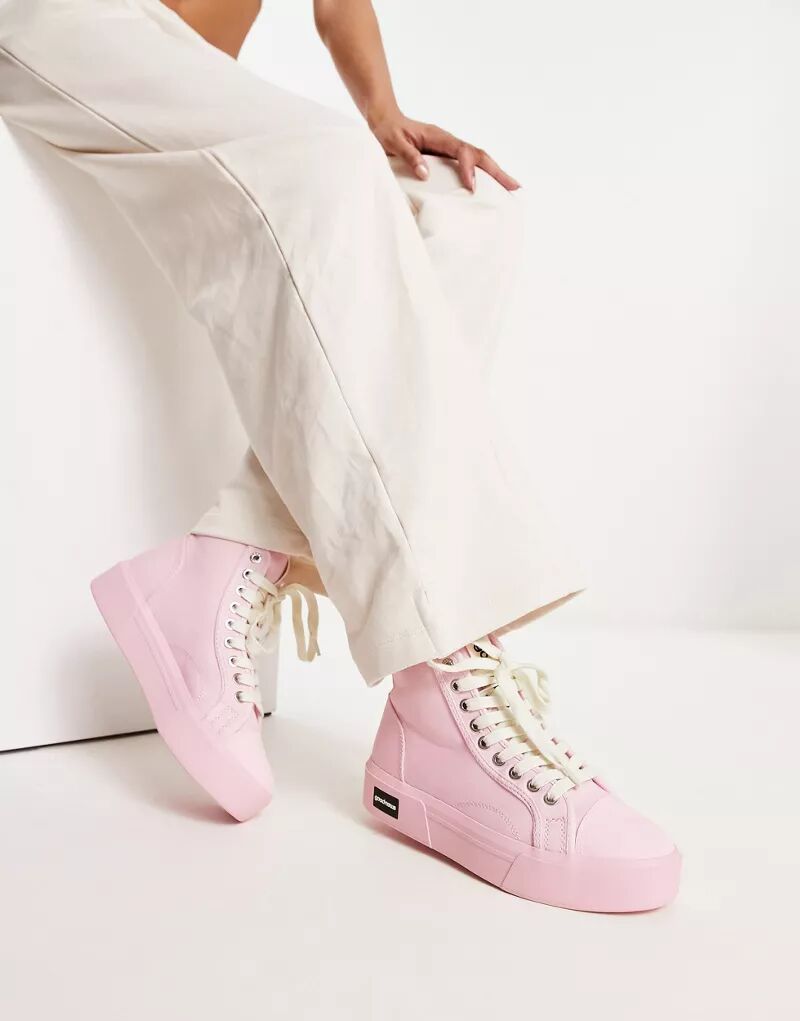 белые массивные туфли good news opal Розовые массивные кроссовки Good News Juice