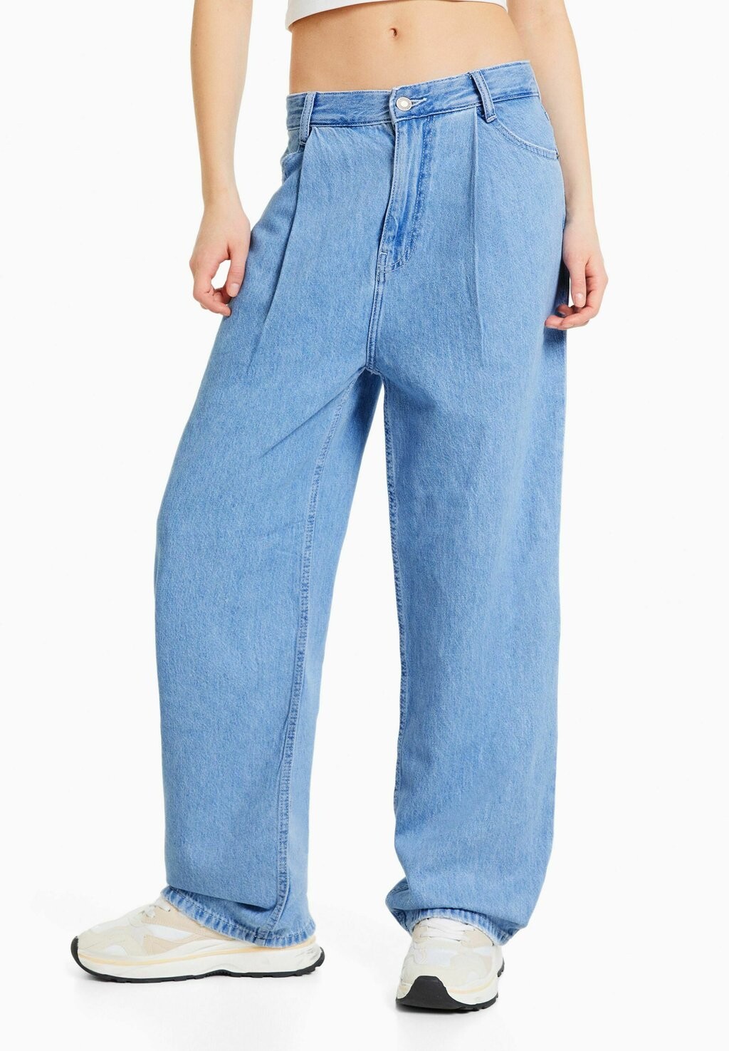 

Джинсы Baggy Bershka