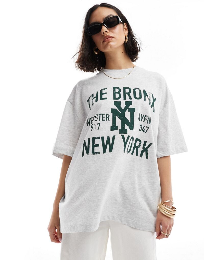 

Футболка оверсайз серого вереска с графическим принтом «Bronx» ASOS Curve