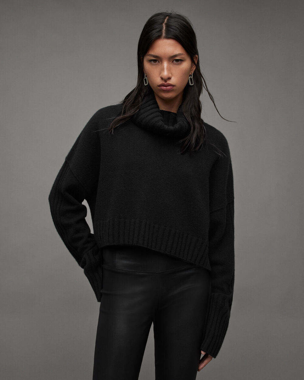 

Свитер Akira из переработанного кашемира AllSaints, черный