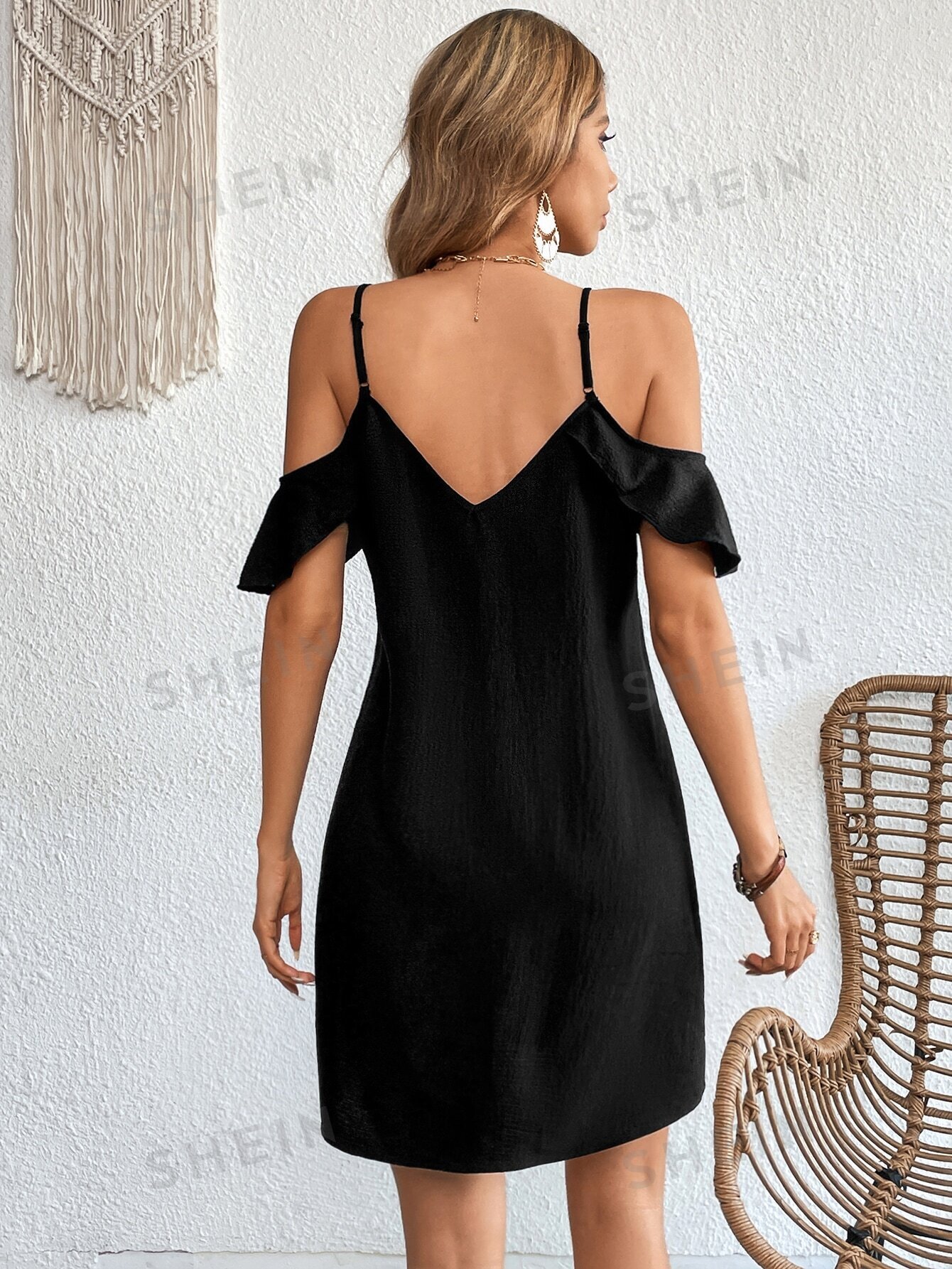 SHEIN VCAY Женское однотонное платье без бретелек с открытыми плечами, черный
