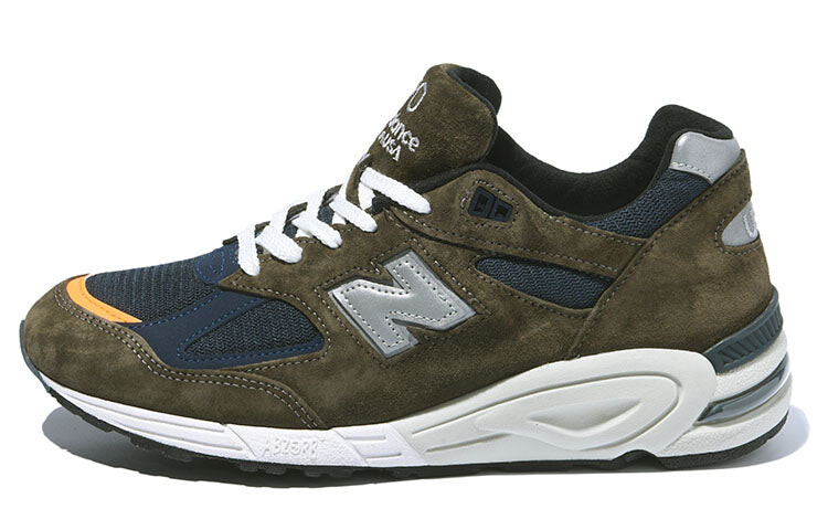 

Кроссовки Madness x New Balance 990v2, зеленый / оранжевый