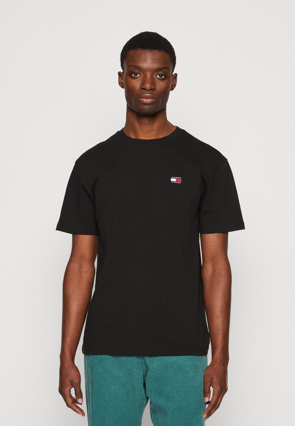 

Базовая футболка BADGE TEE Tommy Jeans, черная, Черный