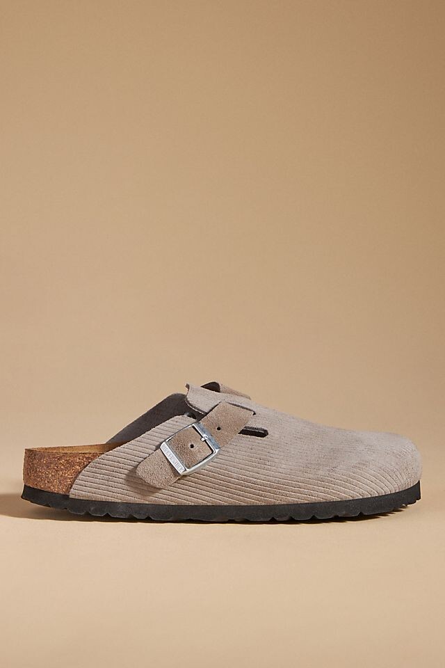

Замшевые сабо Birkenstock Boston с тиснением, цвет stone coin