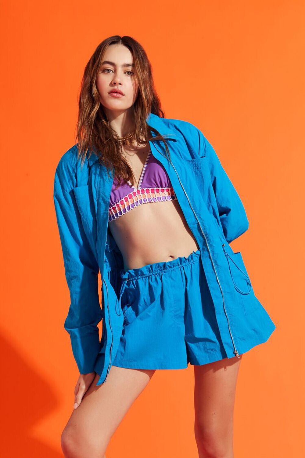 

Практичная куртка на шнурке Forever 21, синий