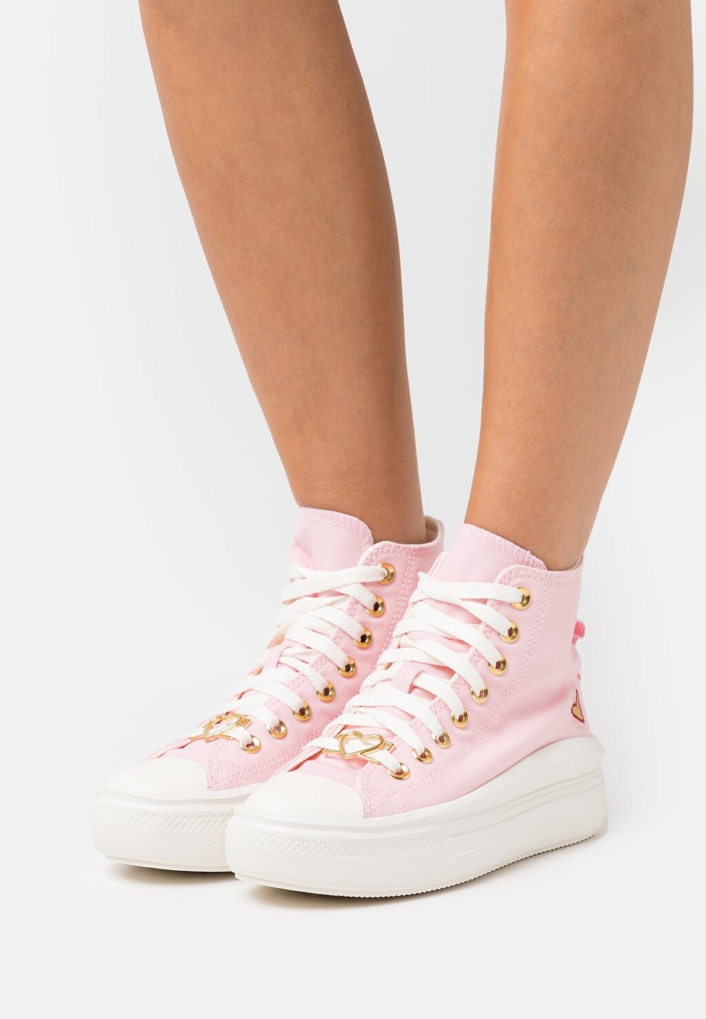 

Высокие кроссовки Converse