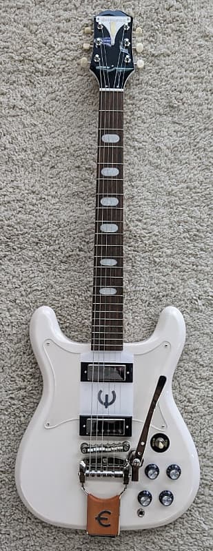 Электрогитара Epiphone Crestwood Custom Elect. Guitar, Laurel board, Tremotone, Polaris White