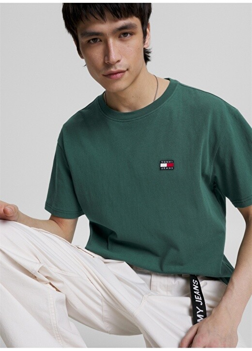 

Футболка Tommy Jeans