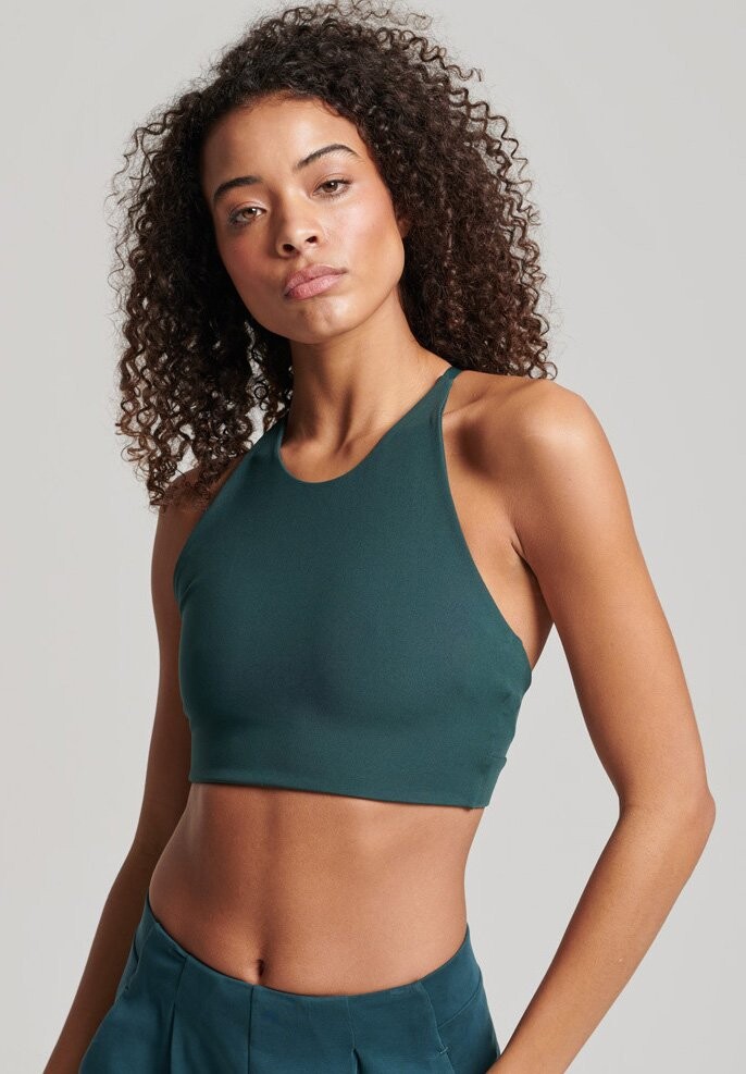 

Топ Superdry