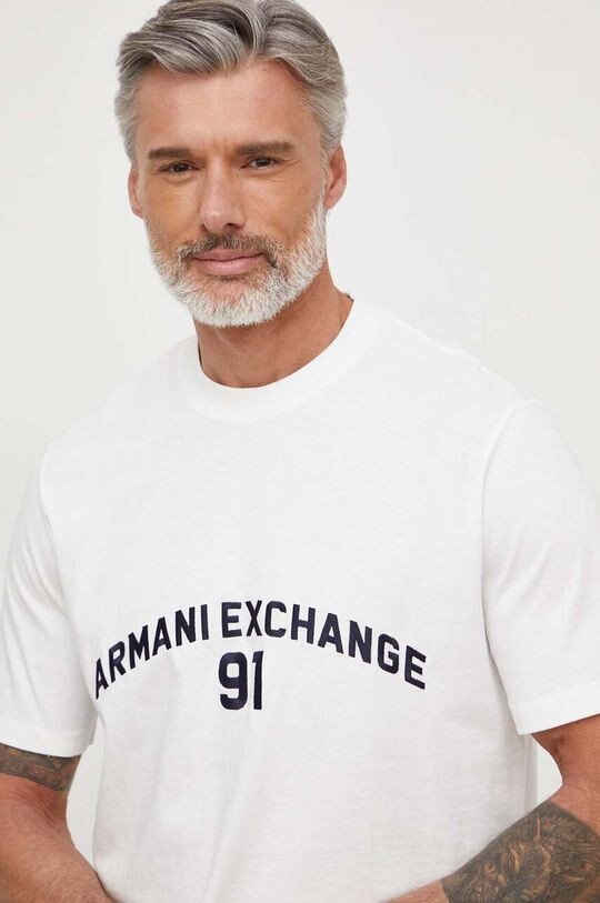 

Хлопковая футболка Armani Exchange, белый
