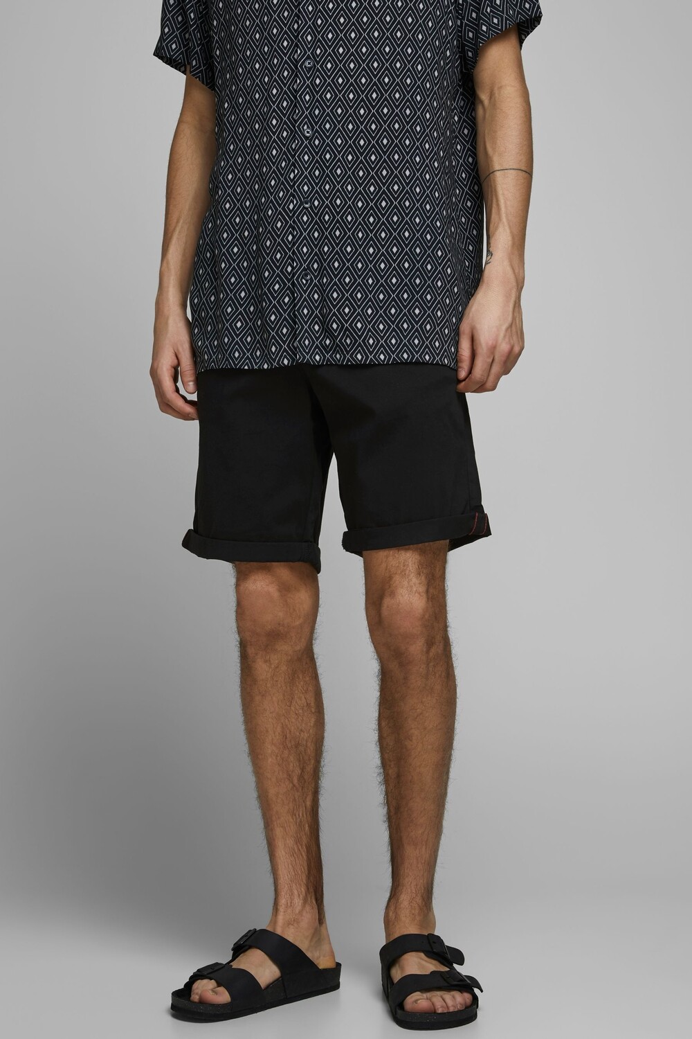 

Свободные шорты чинос Jack & Jones JACK & JONES, черный
