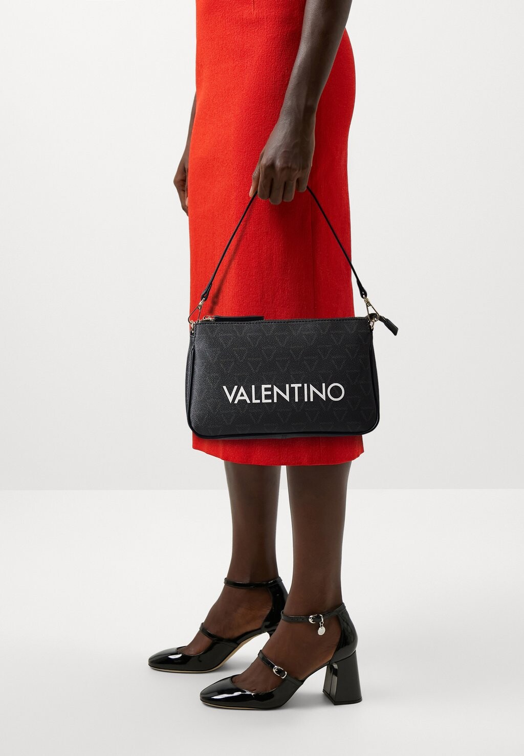 

Сумочка Lute Valentino Bags, черный