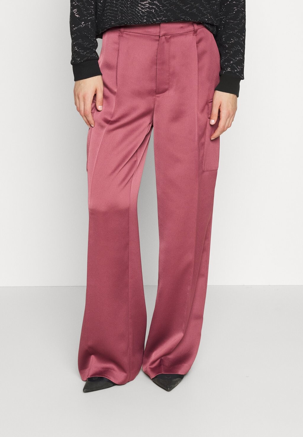 

Брюки CARGO TROUSERS DKNY, бордо