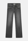 Широкие джинсы CHUNKY BASIC Gina Tricot Young, серый