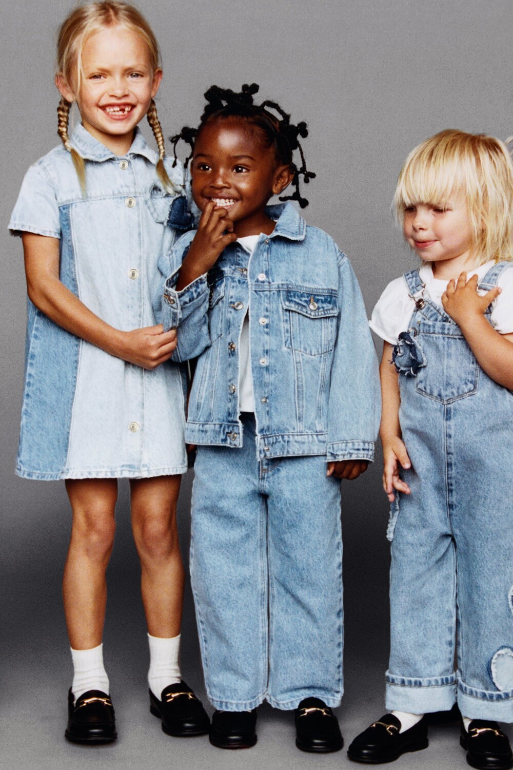 

Джинсовое платье с сердцем Zara, синий