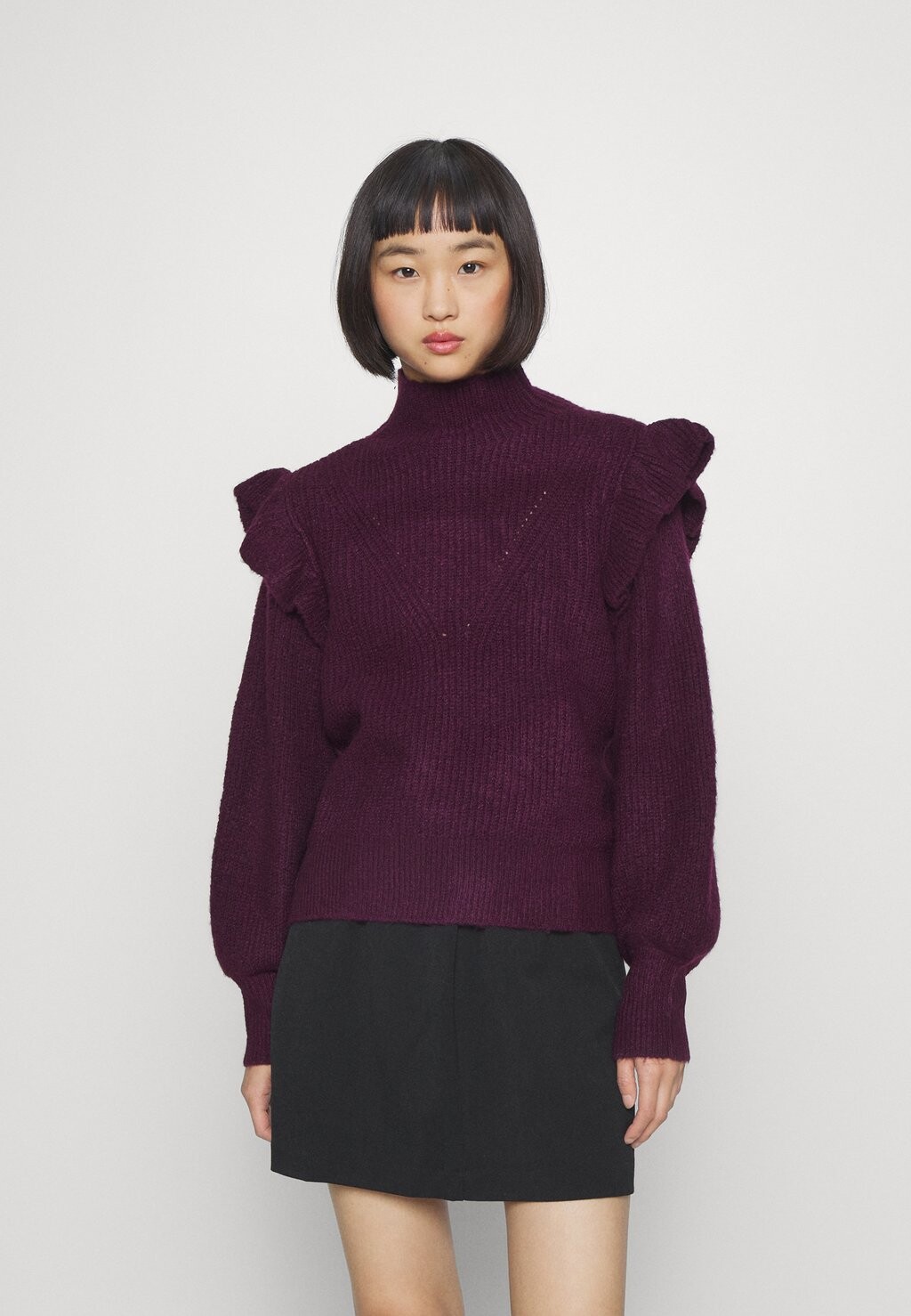 

Свитшот VILA Petite VIBOOBA FRILL, цвет winter bloom