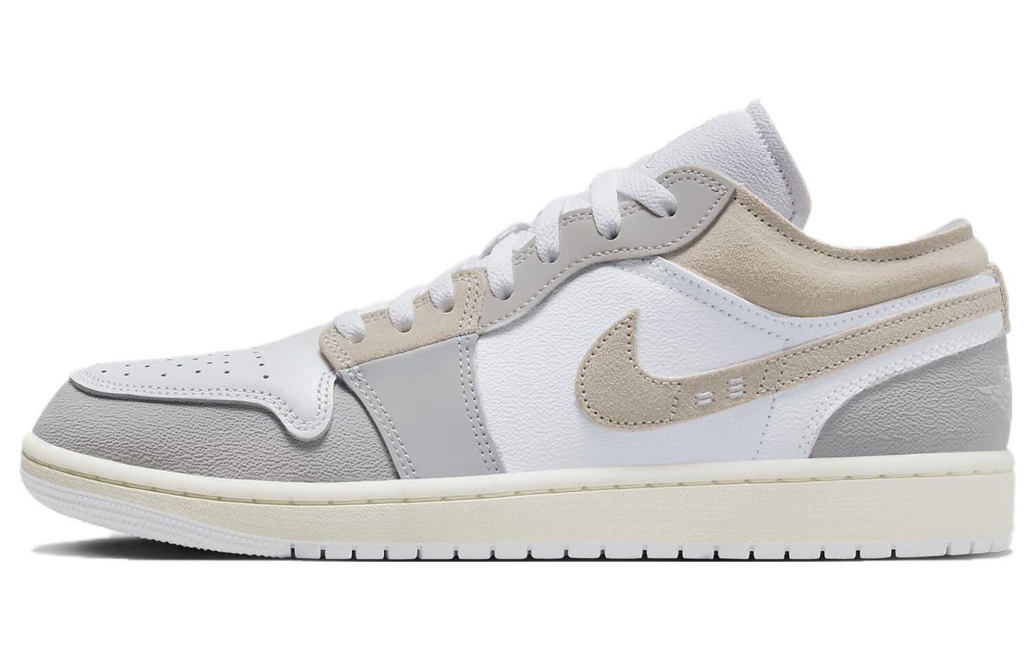 

Кроссовки Jordan 1 Low SE Craft Inside Out Tech Grey