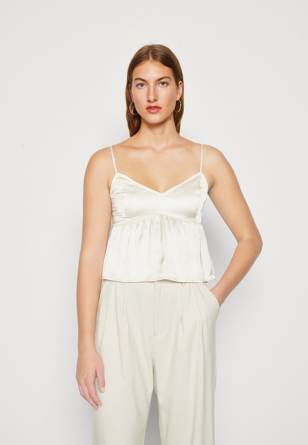

Топ Hollister Co.