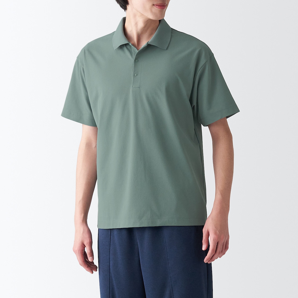 цена Легкосохнущая рубашка-поло с УФ-обработкой MUJI, дымчато-зеленый
