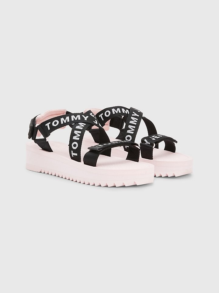

Сандалии Tommy Jeans на платформе с тиснением