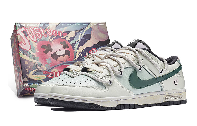 

Женские туфли Nike Dunk Low Skate