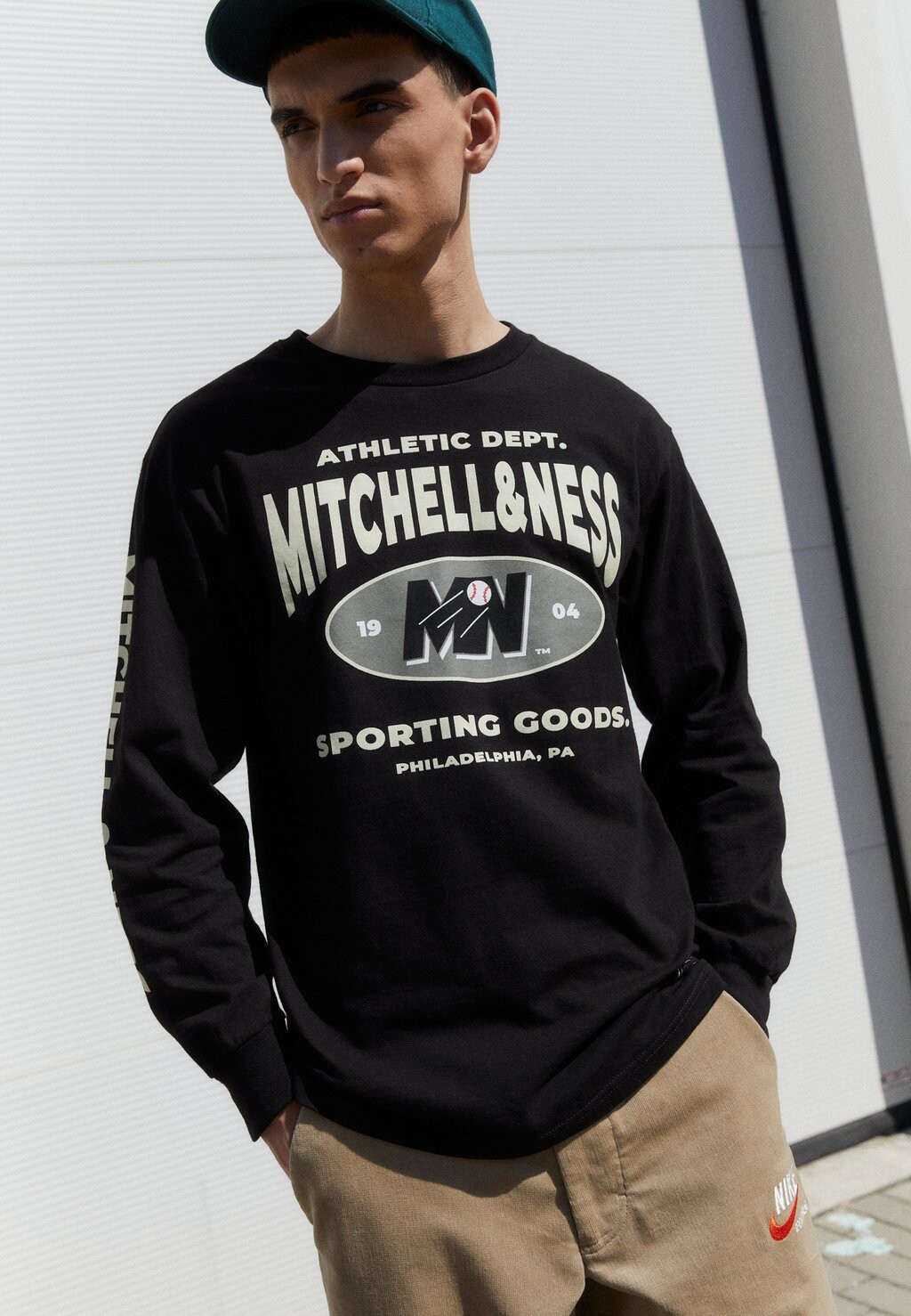 

Футболка с длинным рукавом Branded Graphic Tee Mitchell & Ness, черный