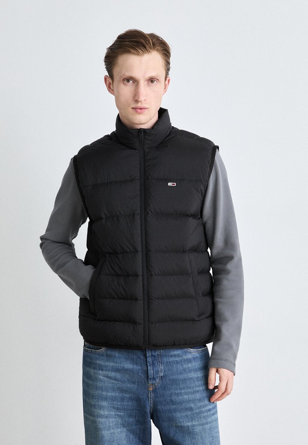 

Жилет LIGHT VEST Tommy Hilfiger, черный