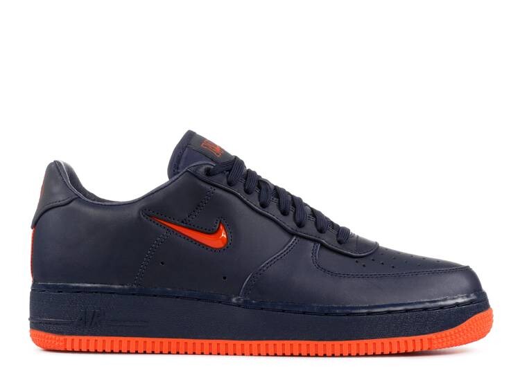 

Кроссовки Nike AIR FORCE 1 LOW 'NYC'S FINEST',