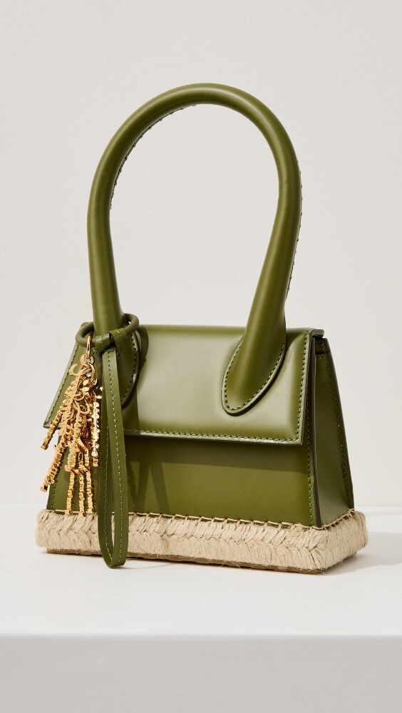 

Сумка Jacquemus Le Chiquito Moyen Cordao, хаки