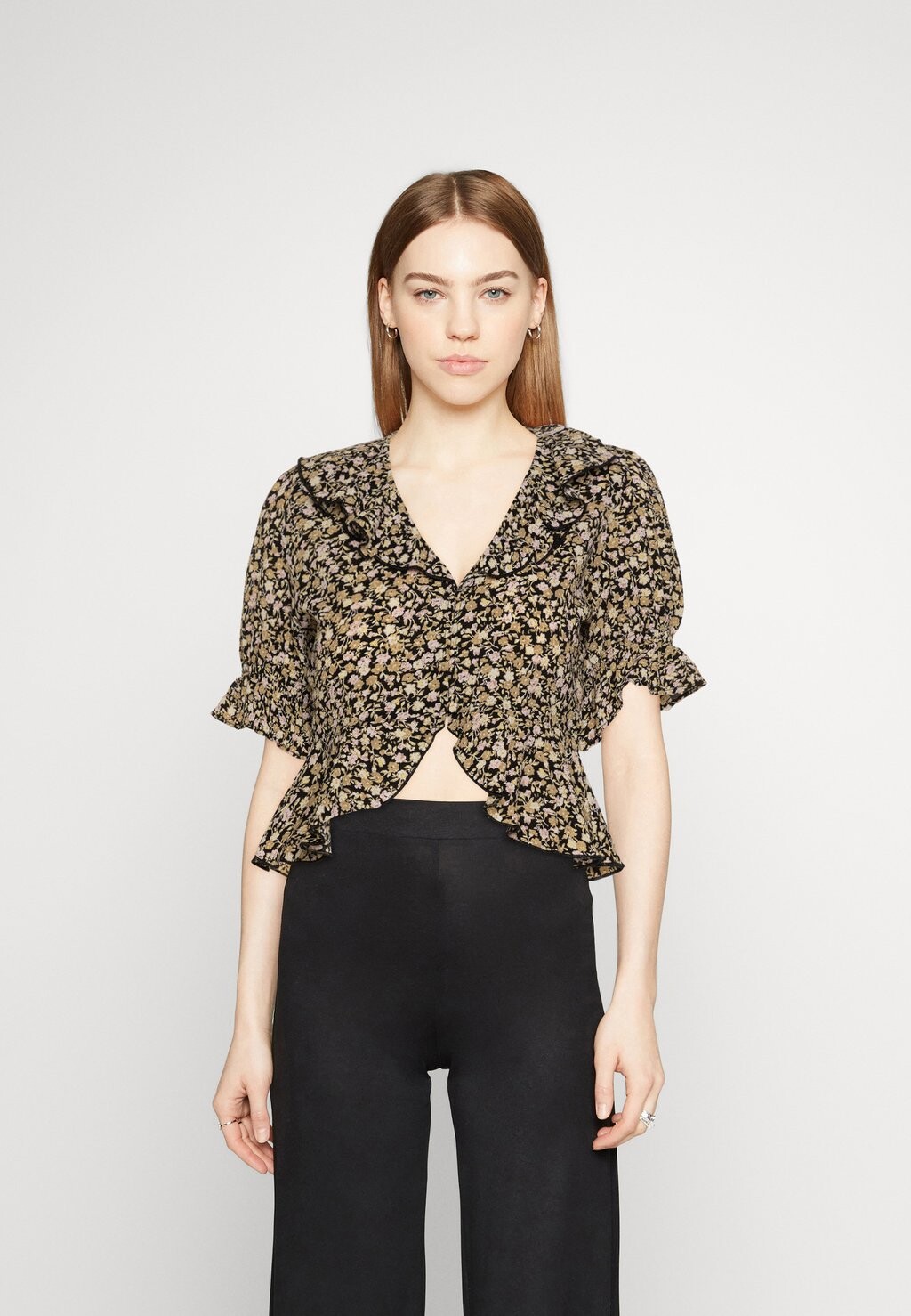 

Блузка Gina Tricot
