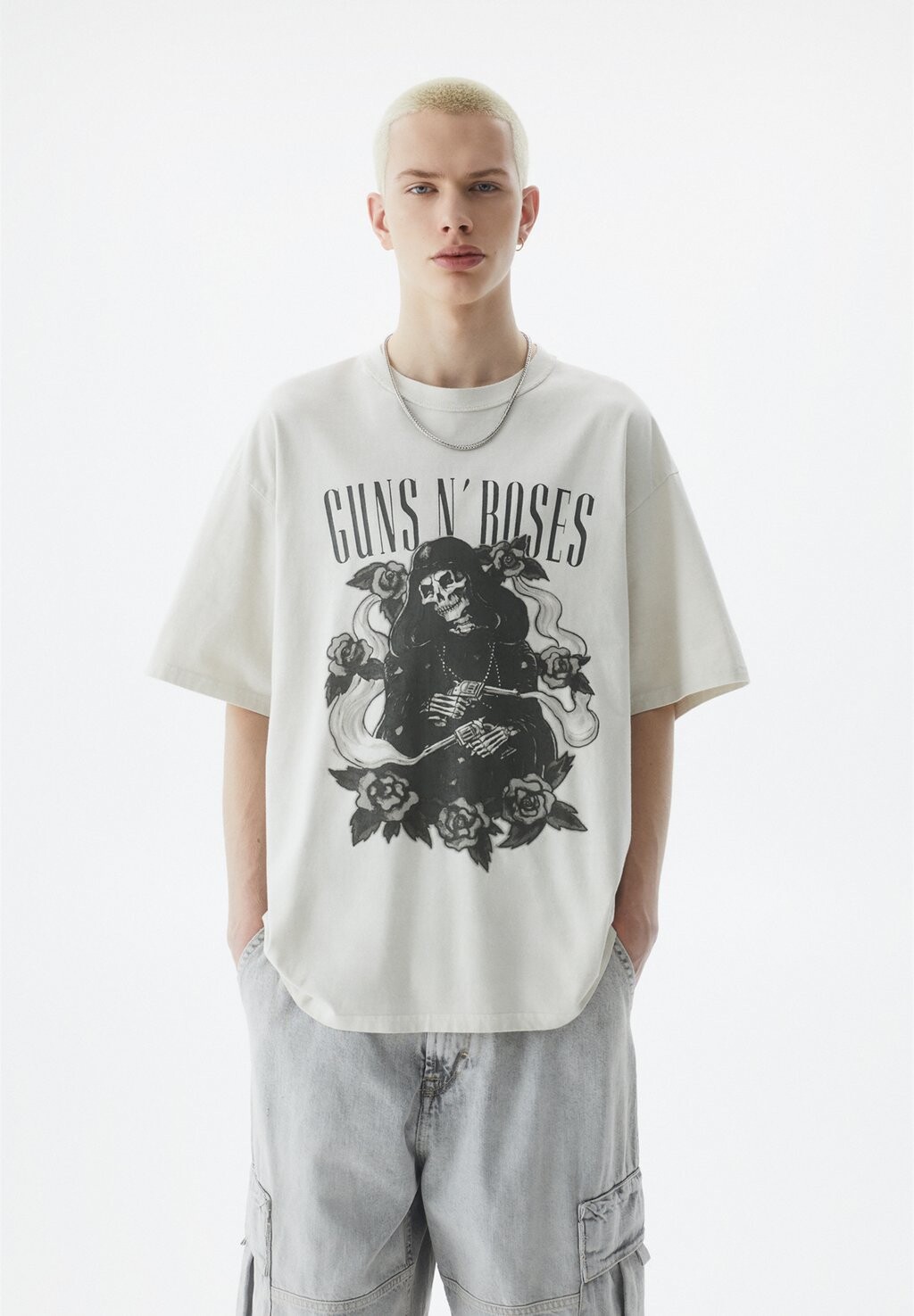 

Футболка с принтом Guns N' Roses PULL&BEAR, белый