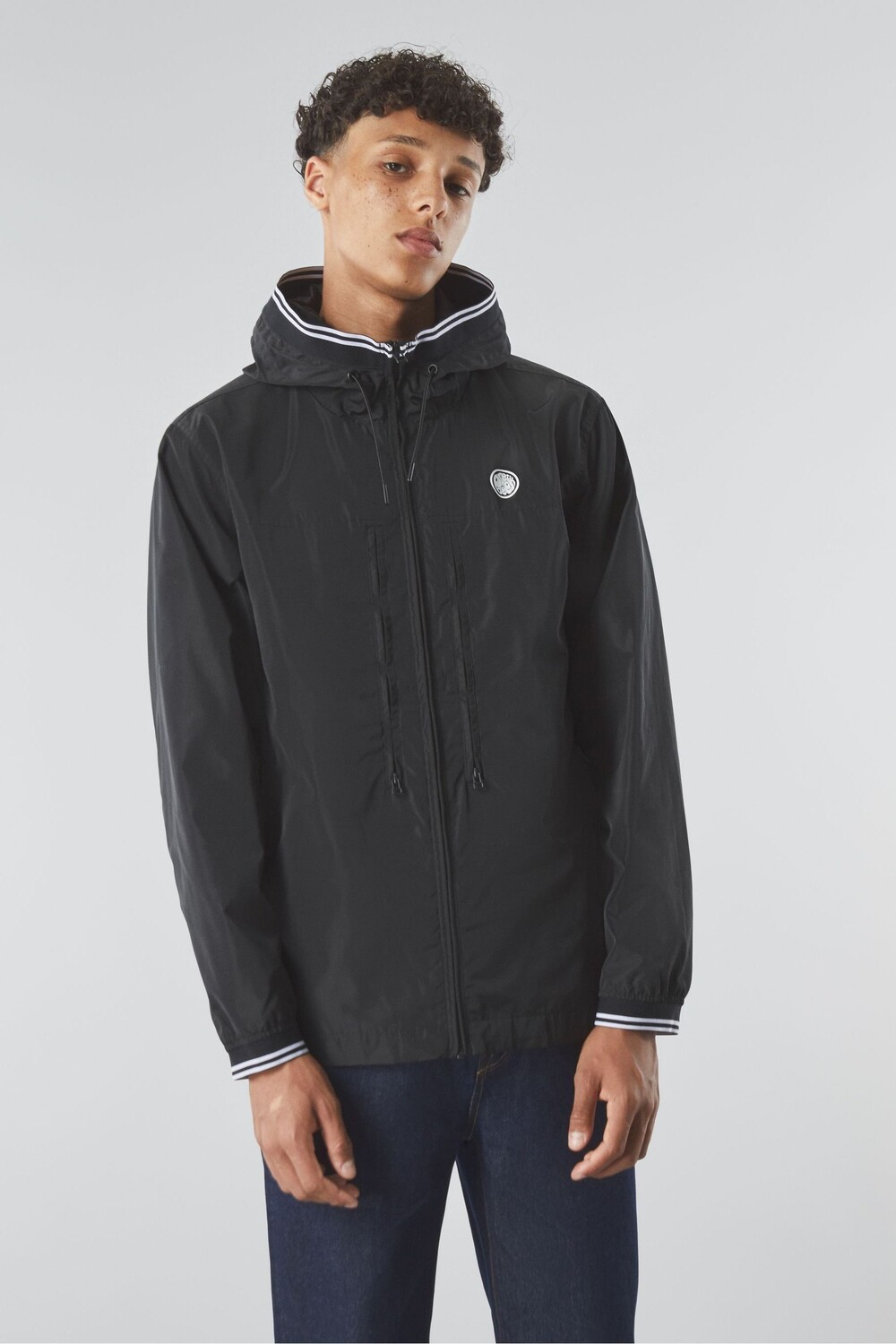 

Аллесли куртка Pretty Green, черный