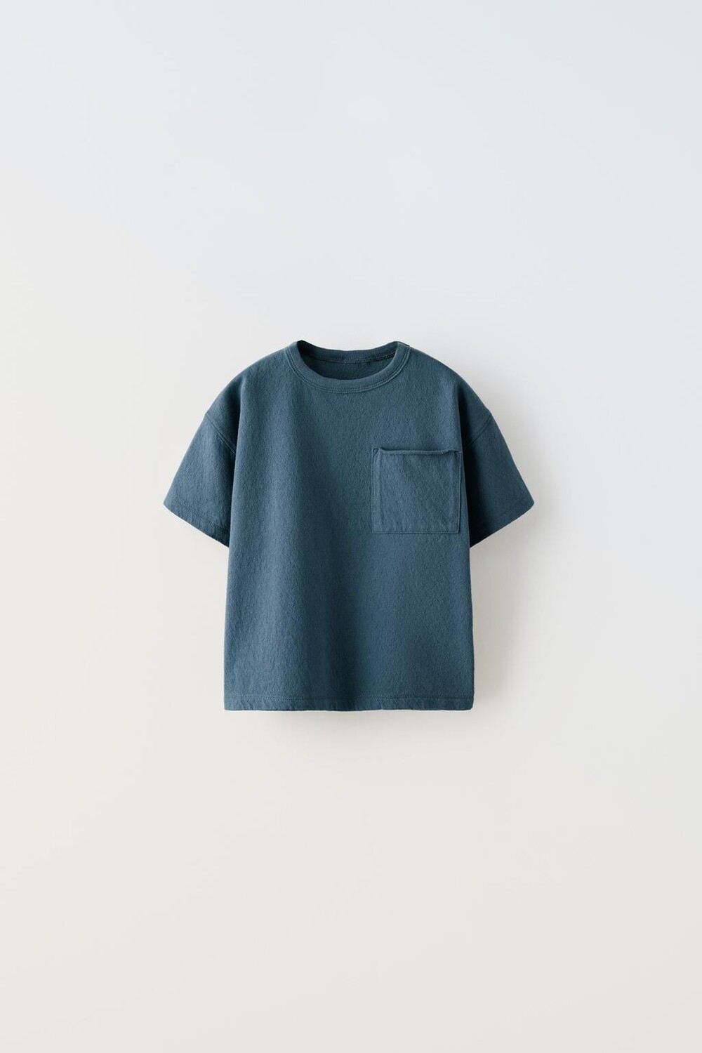 

Жаккардовая футболка с карманом ZARA, темно-синий