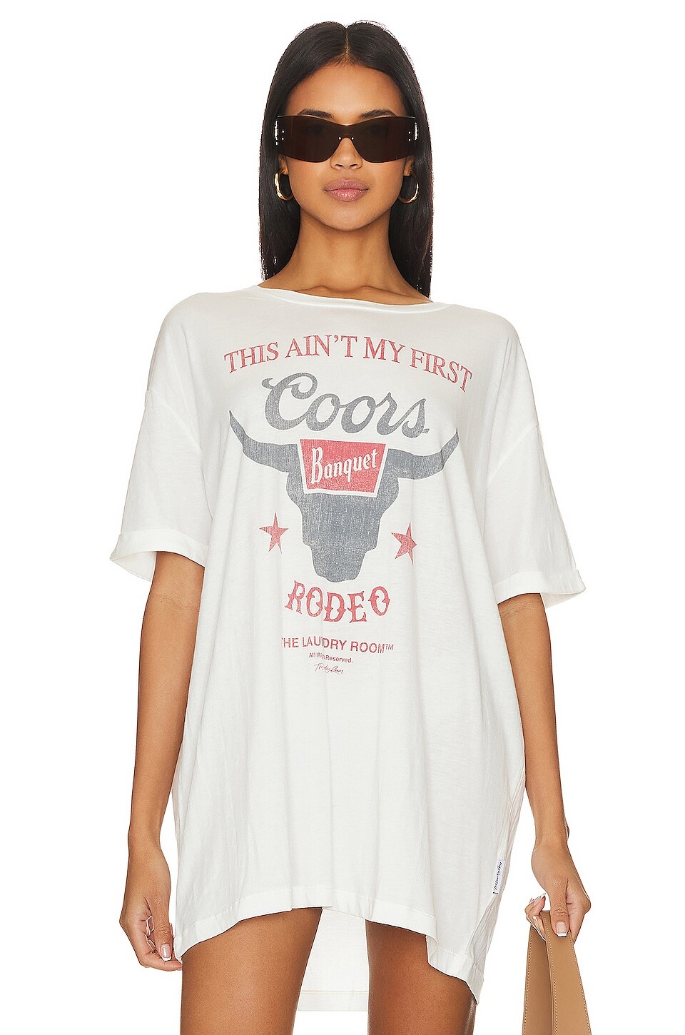 

Футболка The Laundry Room Ain't My First Coors Rodeo Oversized, белый