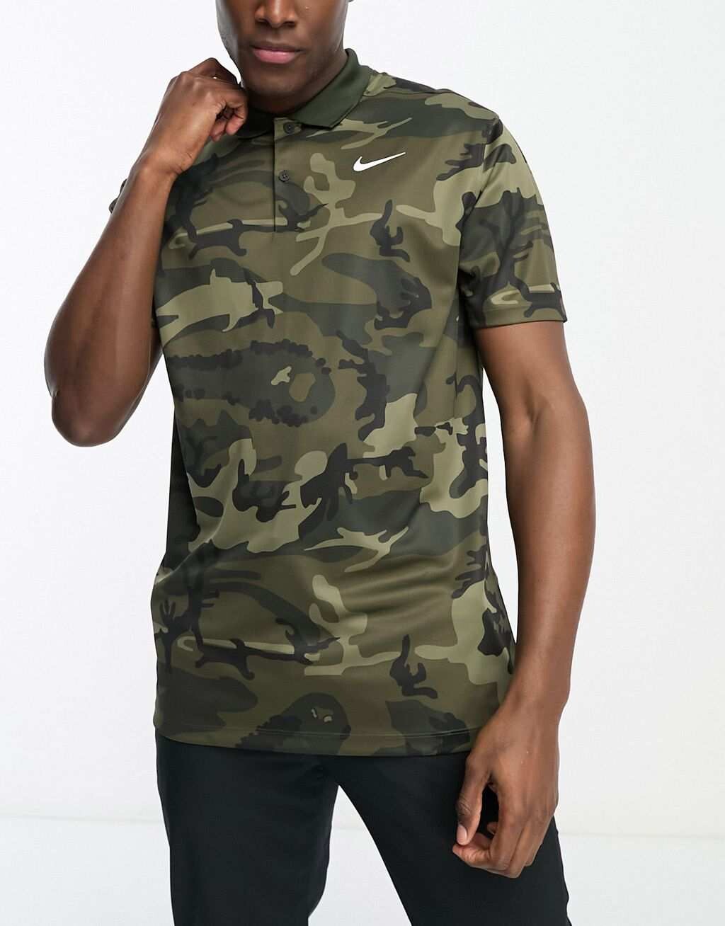 

Рубашка-поло цвета хаки с камуфляжным принтом Nike Golf Victory Dri-Fit