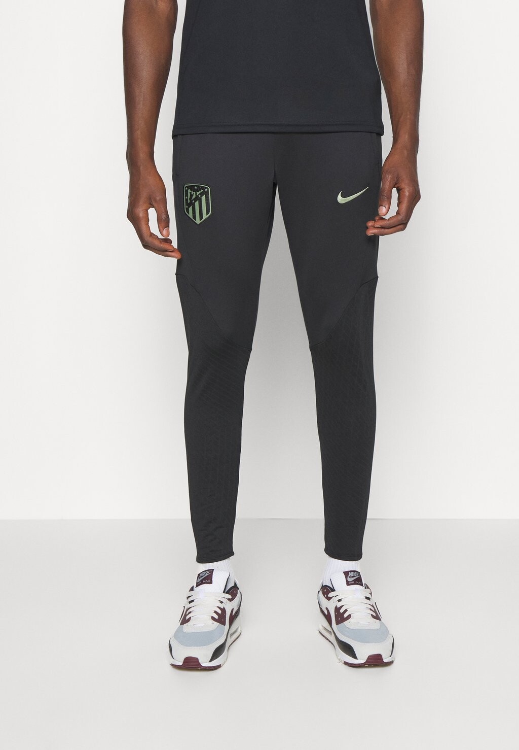 

Team Atletico Madrid Strike Pant Third Nike, цвет black/oil green
